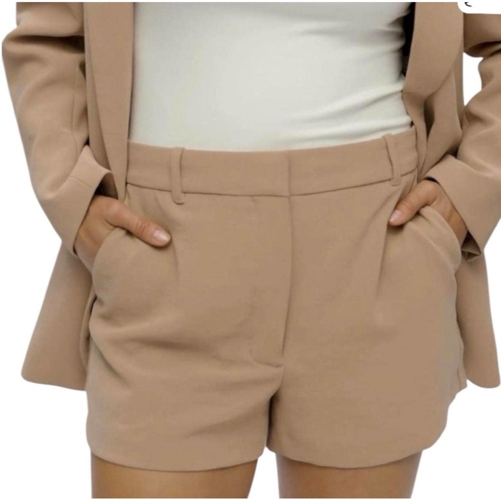 Aritzia Wilfred Anthem Shorts 3" Inseam Tan Old Money Preppy Boho Brown 10